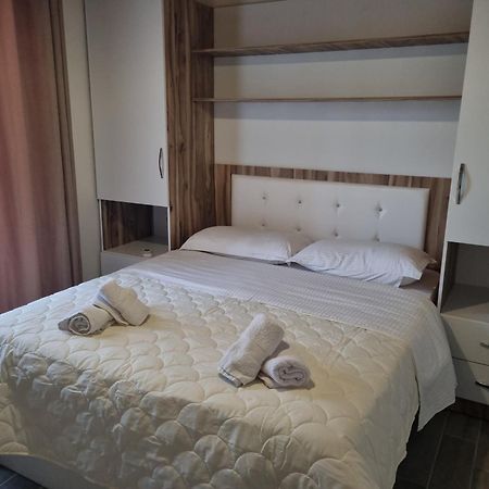 Vila Soleil Vlorë Exterior foto